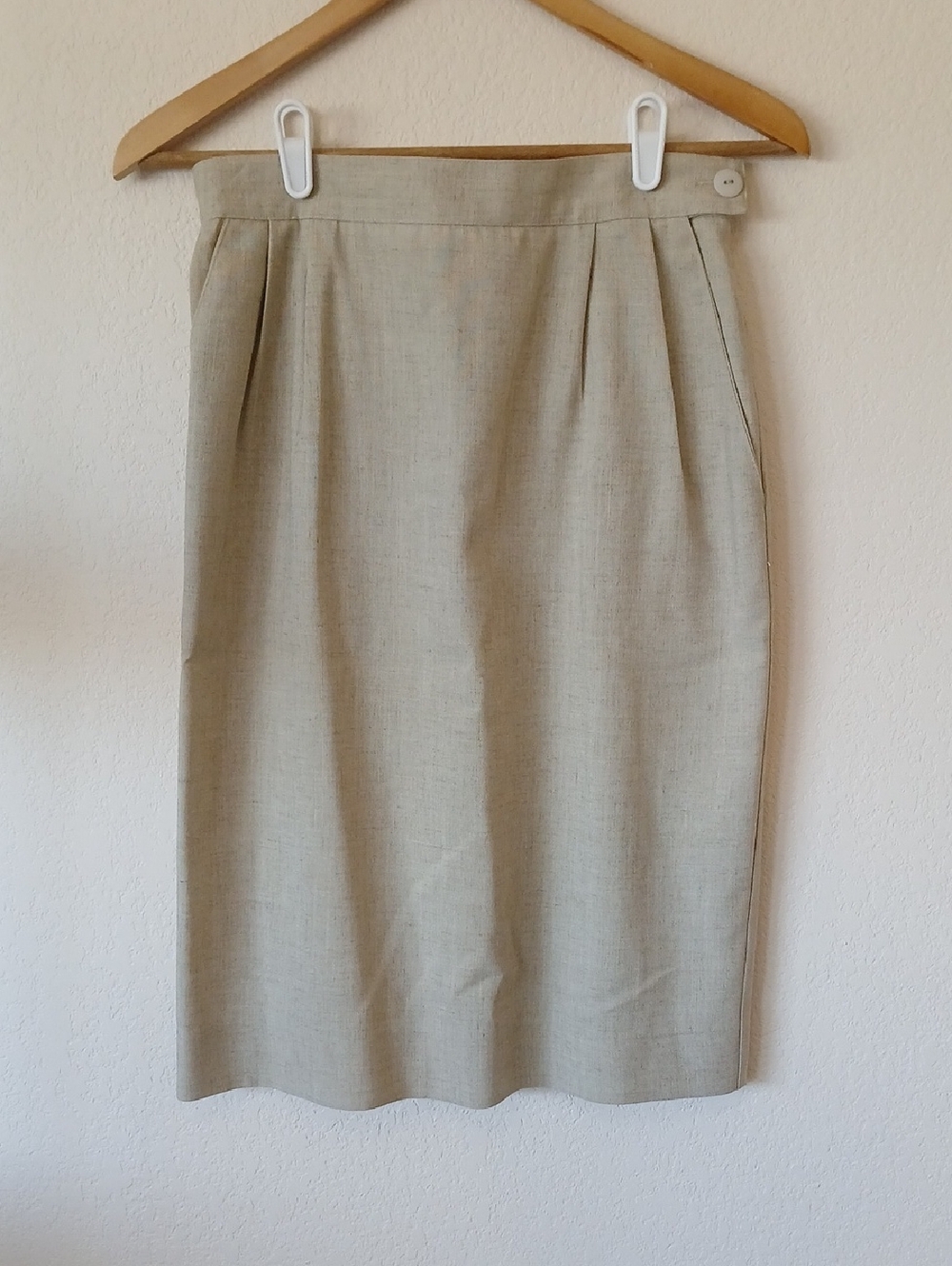 Vintage Signature By Jerell Linen Blend Professional Pleated Skirt